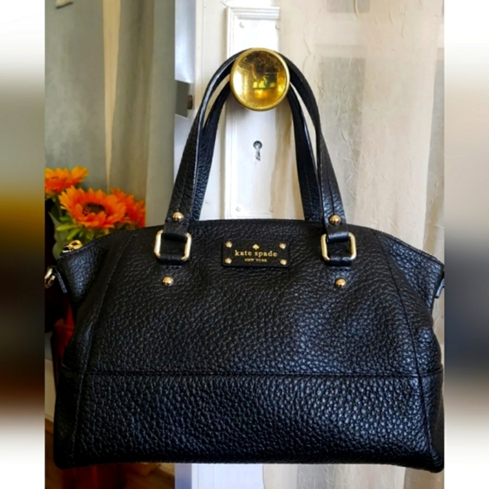 Kate Spade black leather handbag carried twice